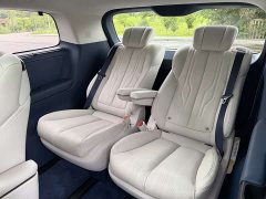 BMW Century 2.0T Six-Seater Yunshi Edition - фото 14
