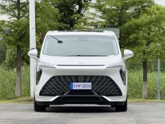 BMW Century 2.0T Six-Seater Yunshi Edition - фото 2