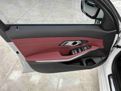 BMW 3 Series 320i M Sports Package - фото 11