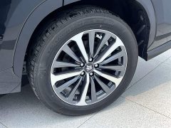 Toyota Crown Lufang 2.5L HEV four-wheel drive premium version - фото 10