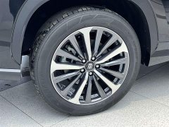Toyota Crown Lufang 2.5L HEV four-wheel drive premium version - фото 6