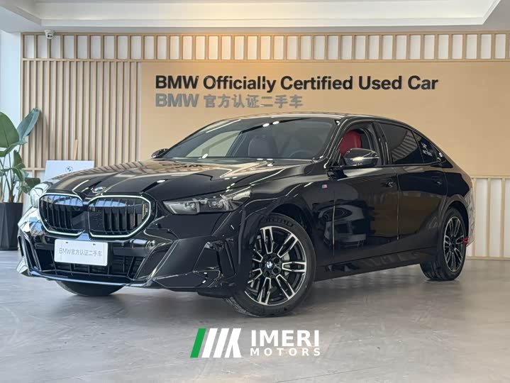 BMW 5 Series 530Li Leading M Sports Package - автомобиль из Китая