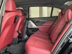 BMW 5 Series 530Li Leading M Sports Package - фото 8