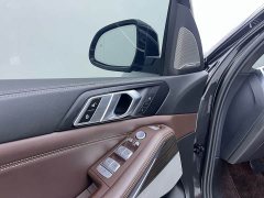 BMW X5 facelift xDrive 40Li M sports package - фото 12