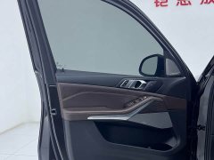 BMW X5 facelift xDrive 40Li M sports package - фото 3
