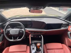 Audi Q5L 2.0T Exclusive Edition for Ten Million Users - фото 6