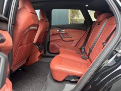 Audi Q5L 2.0T Exclusive Edition for Ten Million Users - фото 8