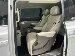 Denza D9 DM-i 970 four-wheel drive flagship - фото 9