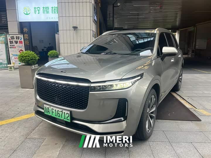 Li Auto Ideal ONE 2020 extended range 6-seater version - автомобиль из Китая