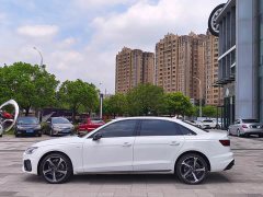 Audi A4L 40 TFSI luxury and dynamic - фото 12