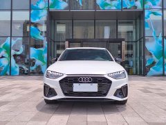 Audi A4L 40 TFSI luxury and dynamic - фото 2