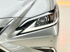 Lexus ES 2023 200 Excellence Edition - фото 17