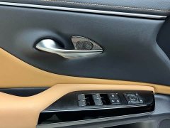 Lexus ES 2023 200 Excellence Edition - фото 19
