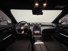 Mercedes-Benz C-Class facelift three C 260 L sports version - фото 12
