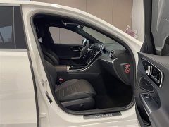 Mercedes-Benz C-Class facelift three C 260 L sports version - фото 17