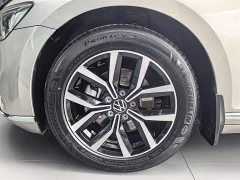 Volkswagen Magotan 2020 330TSI DSG Leading Edition - фото 14