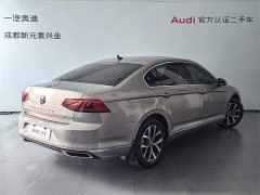 Volkswagen Magotan 2020 330TSI DSG Leading Edition - фото 4