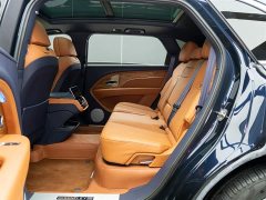 Bentley Bentayga 2024 4.0T V8 long wheelbase version - фото 12
