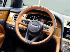 Bentley Bentayga 2024 4.0T V8 long wheelbase version - фото 16