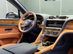 Bentley Bentayga 2024 4.0T V8 long wheelbase version - фото 17