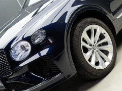 Bentley Bentayga 2024 4.0T V8 long wheelbase version - фото 3