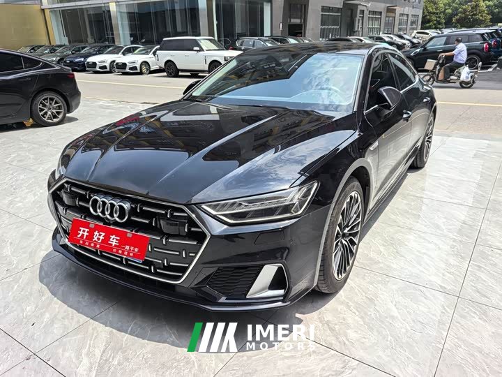 Audi A7L 45 TFSI luxury - автомобиль из Китая