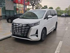 Denza D9 DM-i 970 four-wheel drive flagship - фото 1