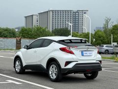 Toyota C-HR 2022 2.0L Leading Edition - фото 17