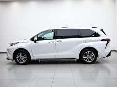 Toyota SIENNA 2024 2.5L hybrid four-wheel drive luxury version - фото 5