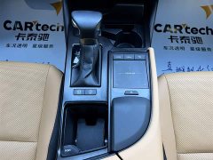 Lexus ES 200 Excellence Edition - фото 17