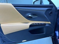 Lexus ES 200 Excellence Edition - фото 18