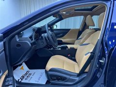 Lexus ES 200 Excellence Edition - фото 7