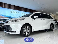 Toyota SIENNA 2024 2.5L Hybrid Premium Edition - фото 1