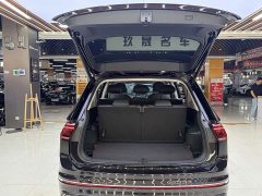 Volkswagen Tiguan L 380TSI automatic four-wheel drive R-Line version 7 seats - фото 12