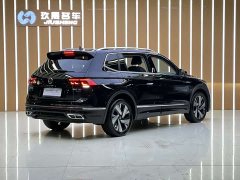 Volkswagen Tiguan L 380TSI automatic four-wheel drive R-Line version 7 seats - фото 16