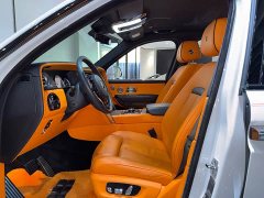 Rolls-Royce Cullinan 2018 five-seater version - фото 16