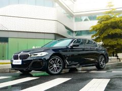 BMW 5 Series 525Li M Sports Package - фото 1