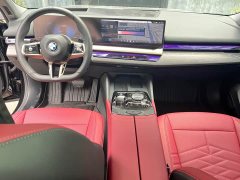 BMW 5 Series 2026 530Li Exclusive M Sports Package - фото 12