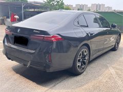 BMW 5 Series 2026 530Li Exclusive M Sports Package - фото 15