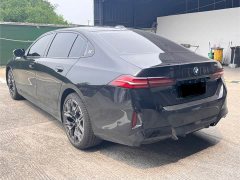 BMW 5 Series 2026 530Li Exclusive M Sports Package - фото 16