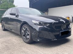 BMW 5 Series 2026 530Li Exclusive M Sports Package - фото 3