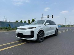 Li Auto Ideal L6 2024 Pro - фото 1