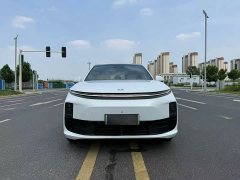 Li Auto Ideal L6 2024 Pro - фото 2