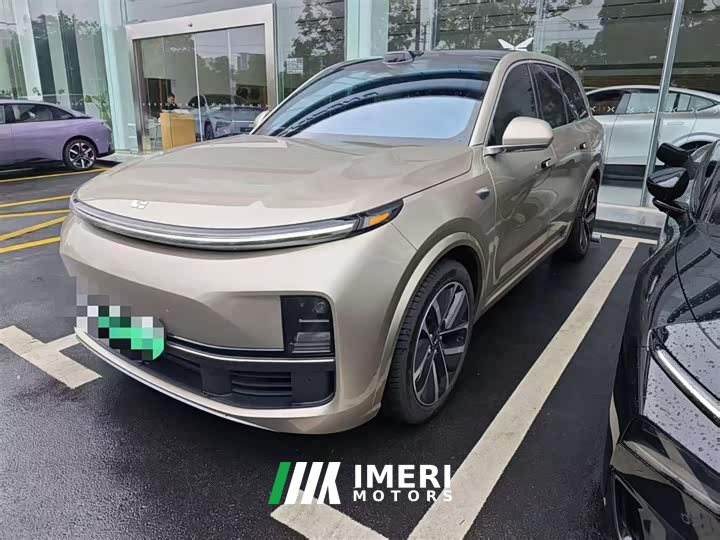 Li Auto Ideal L8 Ultra - автомобиль из Китая