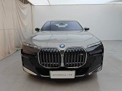 BMW M760Le 2023 M760Le xDrive - фото 11