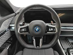 BMW M760Le 2023 M760Le xDrive - фото 13