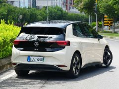 Volkswagen ID.3 facelift, smart version, extremely smart version - фото 9
