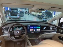 Denza D9 DM-i 980 four-wheel drive premium - фото 3