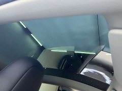 Lexus Y 2022 facelift, long-range all-wheel drive version - фото 14