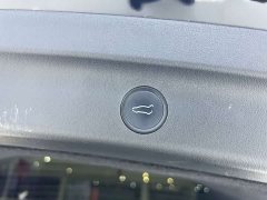 Lexus Y 2022 facelift, long-range all-wheel drive version - фото 15